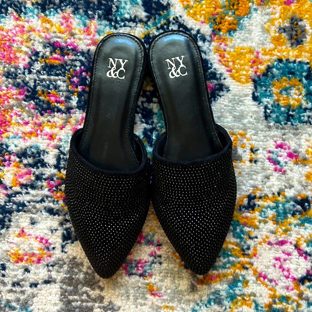 NY&C black mules